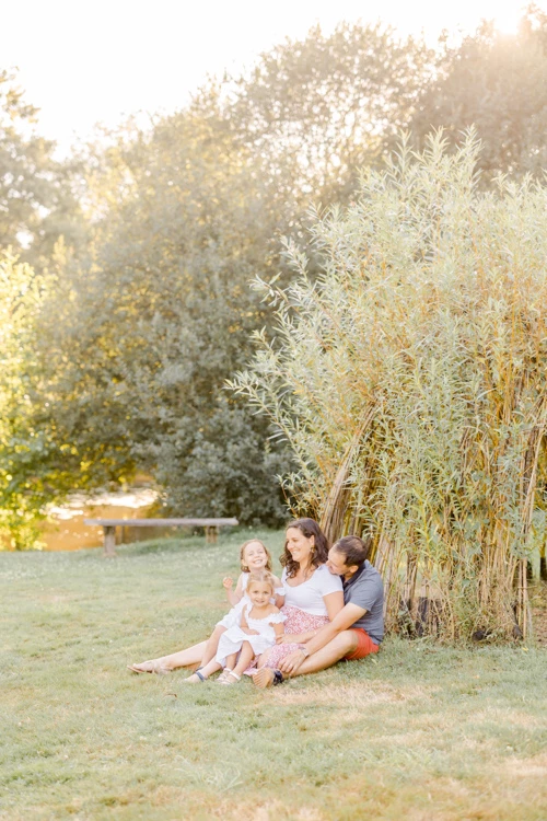 bonheur enfant prairie amour marron